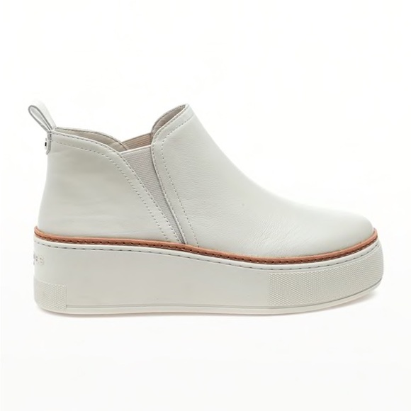 J/SLIDES Shoes - NWT J/SLIDES MIKA Off White Platform Sneaker